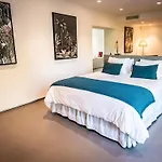 Azaitu Bed & Breakfast *