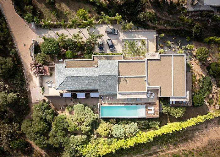 Azaitu Bed & Breakfast